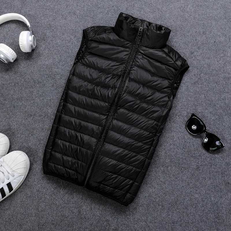 Autumn and Winter Mens 90% White Duck Down Vest Casual Lightweight Down Warm Solid Sleeveless Jacket Mens Portable Pocket Vest W250722