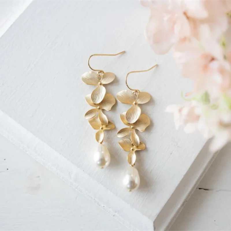 Fashion Metal Gold Color Long Tassel Earrings Cream Tears Pearl Bride Earrings Wedding Earrings XJ250722