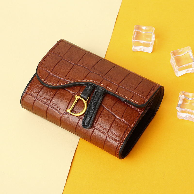 Designer Wallet European Style Luxury Feel Compact Wallet for Women - Crocodile Embossed Leather with Multi Card Slots & Coin Pocket