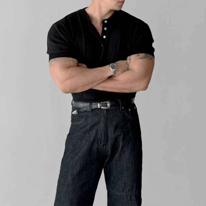 New Fashion Men Henry Collar T-Shirt Leisure Knit Short Sleeve Tops Korean Style Summer Stretchy Breathable Fiess Tees
