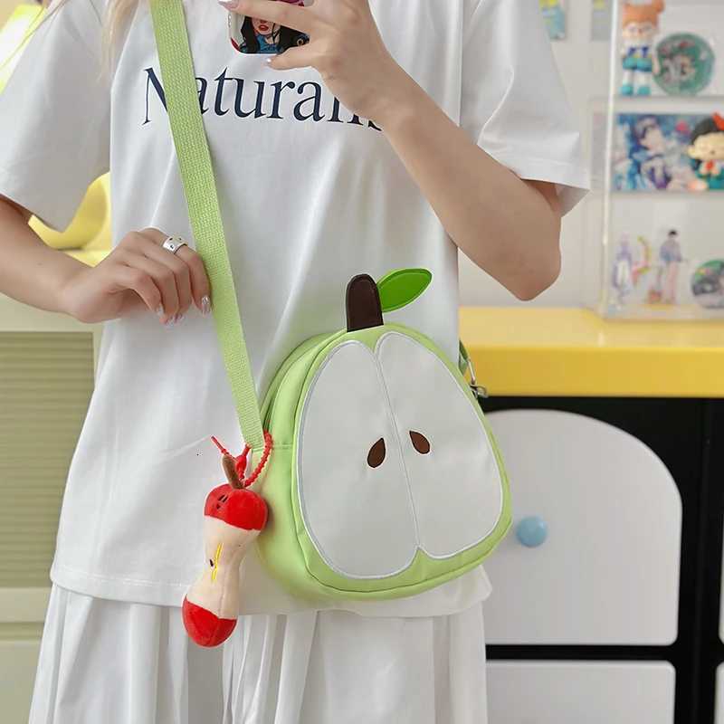Japanese Style Lightweight Crossbody Bag Fem Cute Apple Bag Carto Casual Wern Style Niche Cloth Bag Student Shoulder Bag Y250722