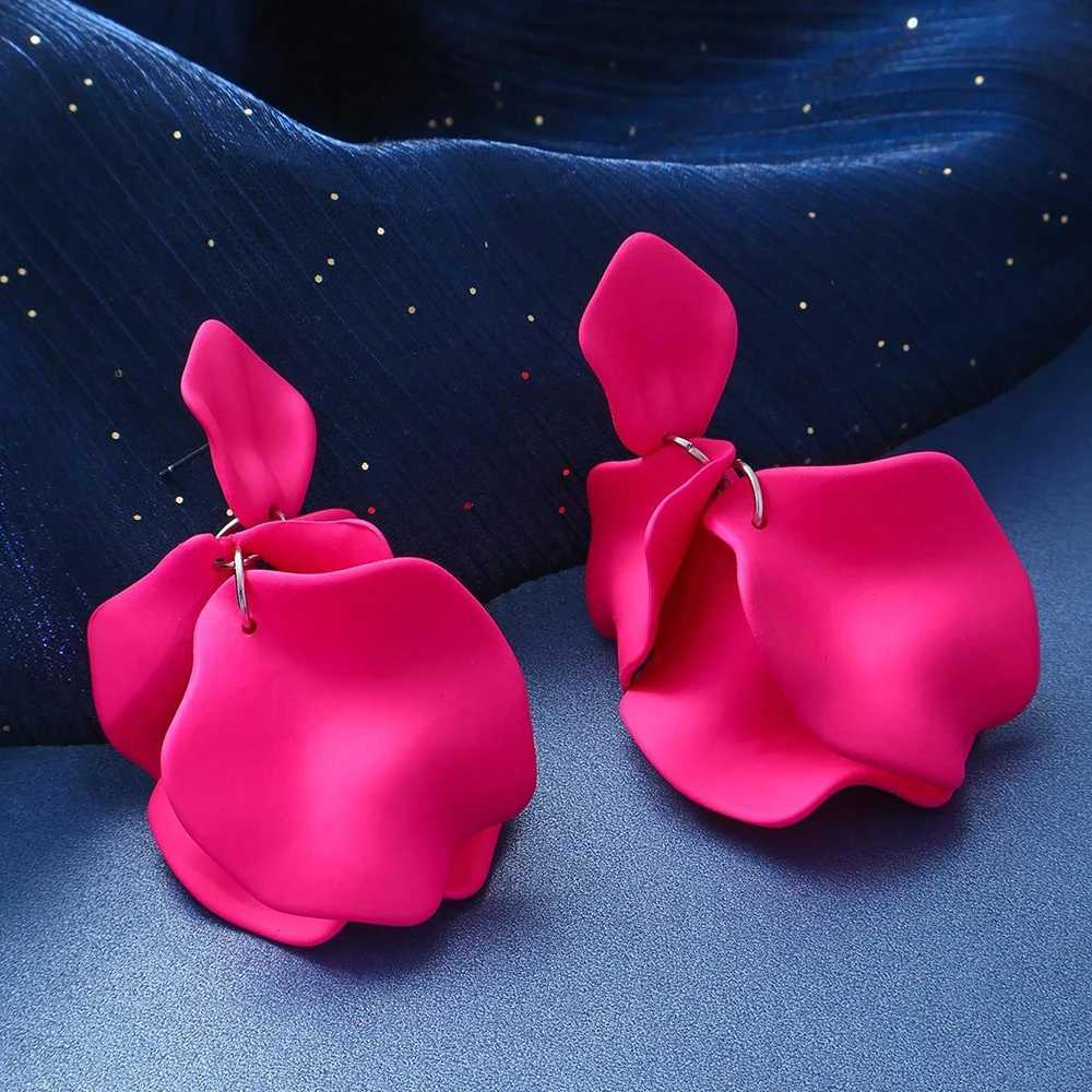 5PCS Acrylic Petal Flower Tassel Dangle Earrings For Women Bohemian Colorful Petal Drop Earrings Party Womens Jewelry Gift XJ250722
