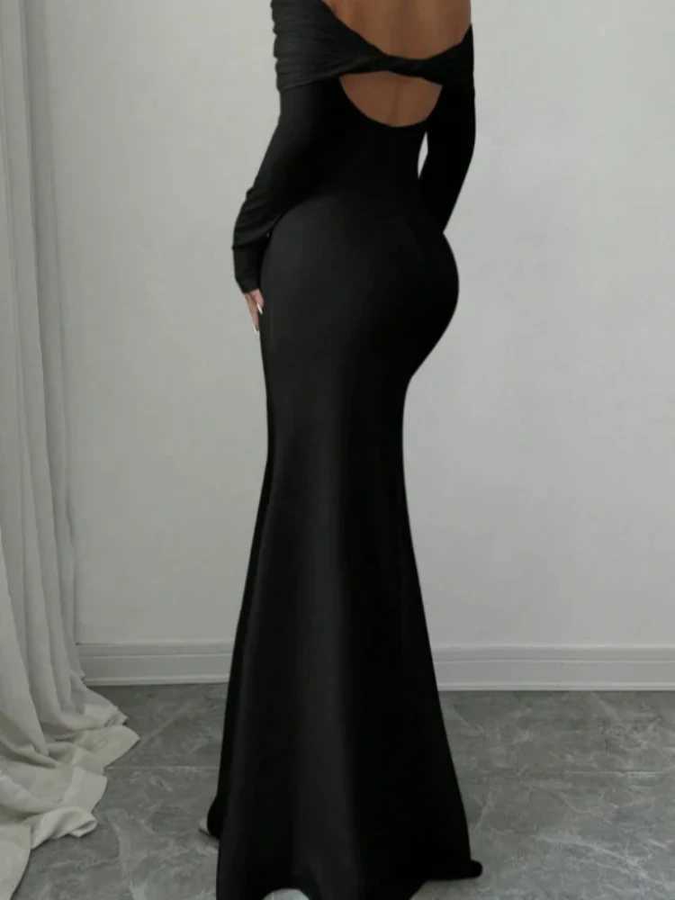 2025 European and American Cross-border Spring/Summer New French Fashion One Piece Collar Slim Fit High Waist Sexy Banquet Dress XJ250722