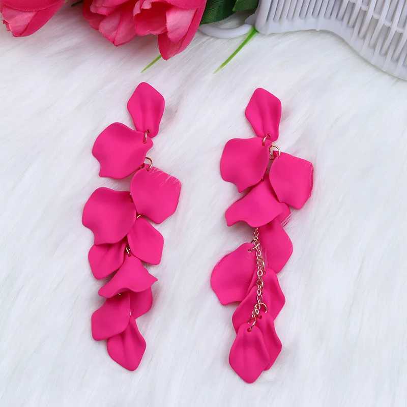 Flower Long Bohemian Drop Earrings for Women Rose Pink Petal Acrylic Tassel Hanging Earring Summer Fashion Jewelry Accessories XJ250722