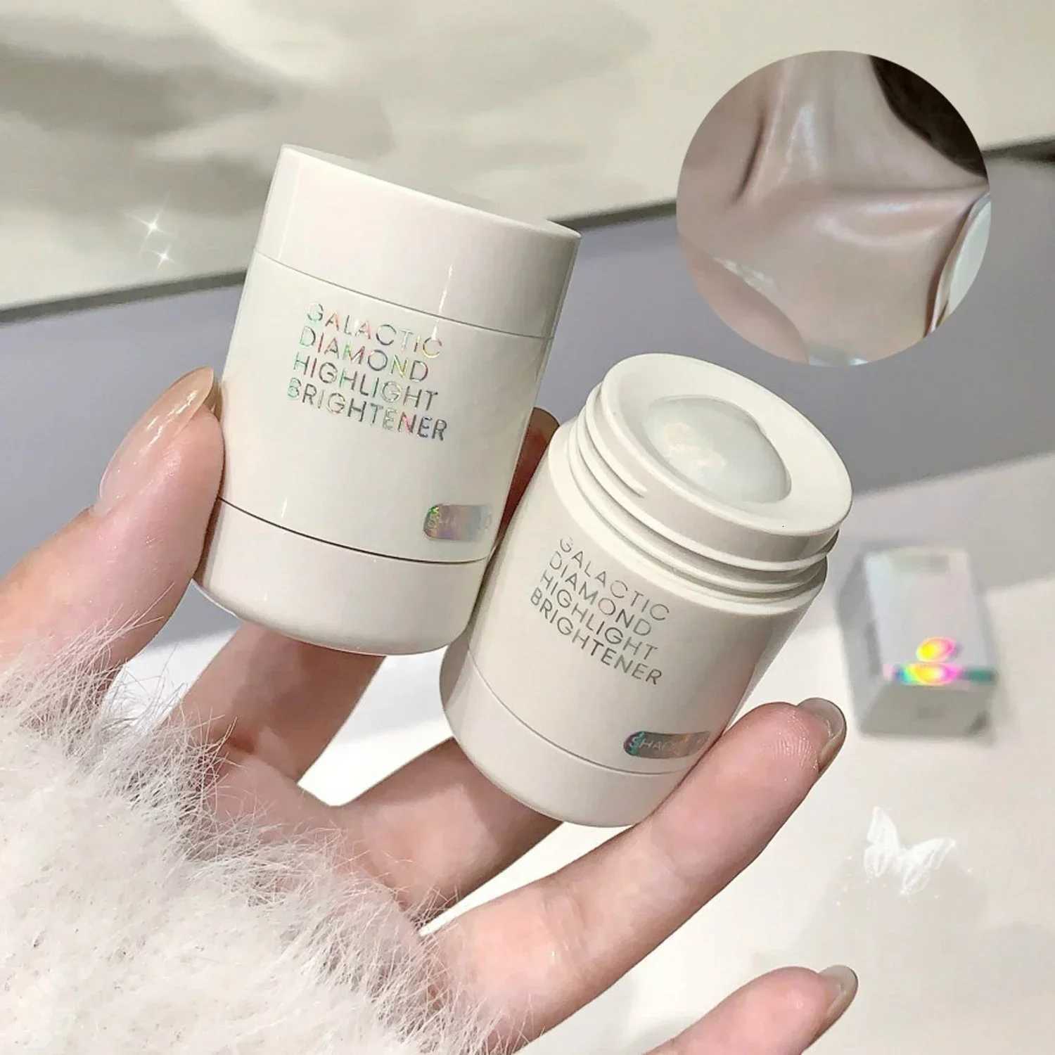 1pc Rotating Diamond Highlighting Liquid Shimmering Shining Crystal Nose Face Body Glitter Sparkling Delicate Highlight Makeup W250722