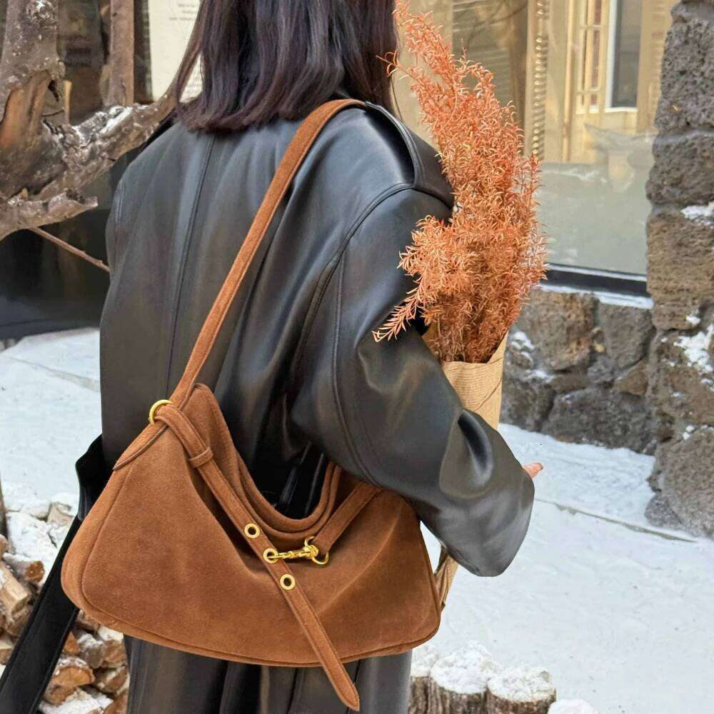 Luxury suede single shoulder designer saddle chic women's pouch natural leather handbag new product