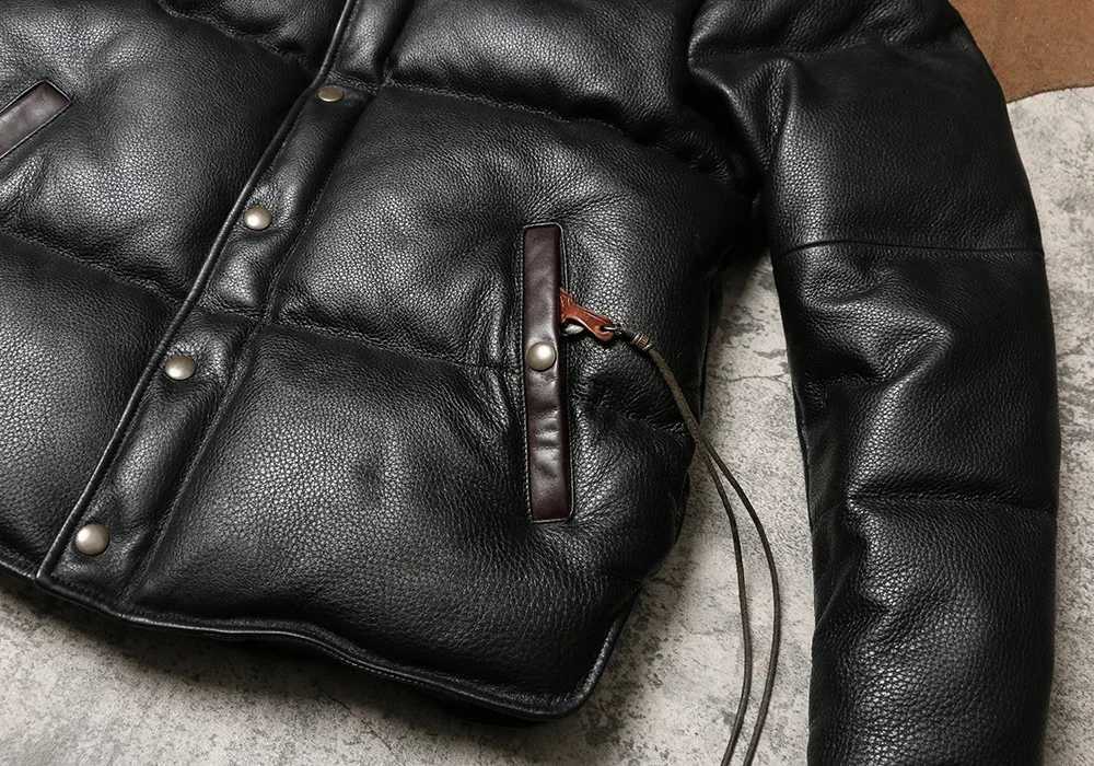 Winter Extra Thick Leather Down Bread Jacket Mens Vintage Leather Jacket Warm Jacket with Cowhide and Duck Down W250722