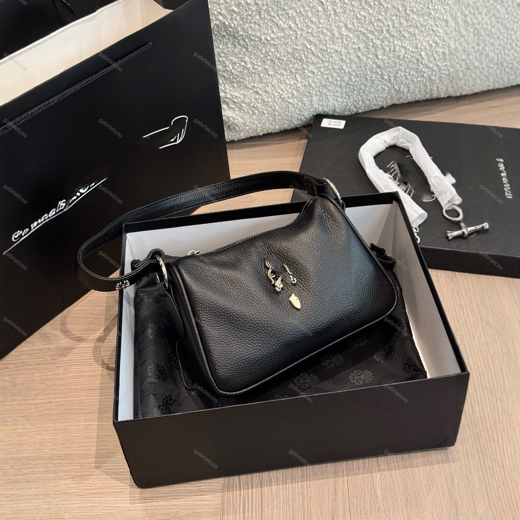 Storage bag Genuine Leather Crossbody Bag with Chain Strap Medium Heart-Shaped Underarm Purse
