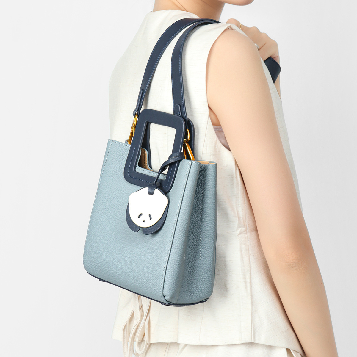 2025 Summer new women's women's shoulder bag new women's handbag shoulder bag niche design women's crossbody bag large capacity ne