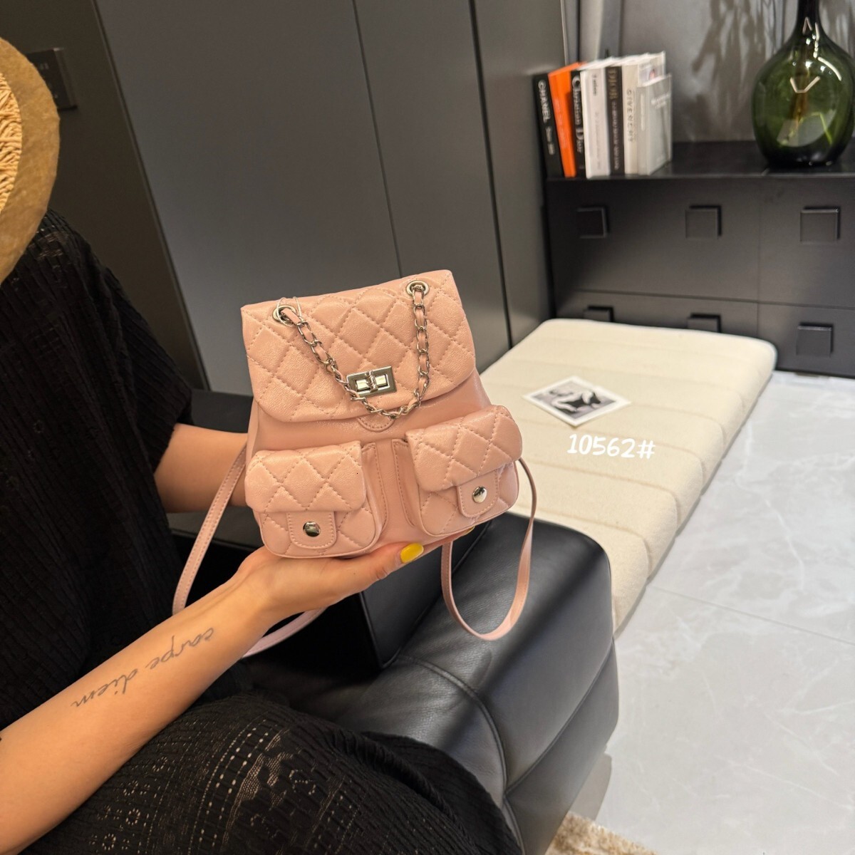 Free shipping designer bag 2025 Wind Lingge Chain Lock Buckle Backpack For Women Summer New Fashion Exquisite Frog Backpack