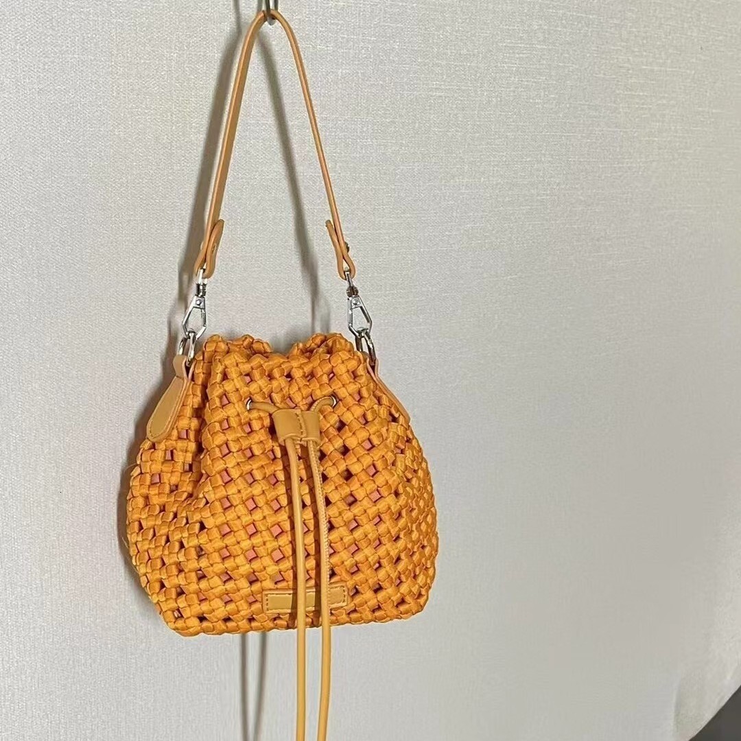 Free shipping designer bag 2025 New High End Handbag Bucket Bag Pure Handwoven Bag Niche Single Shoulder Bag Crossbody Bag