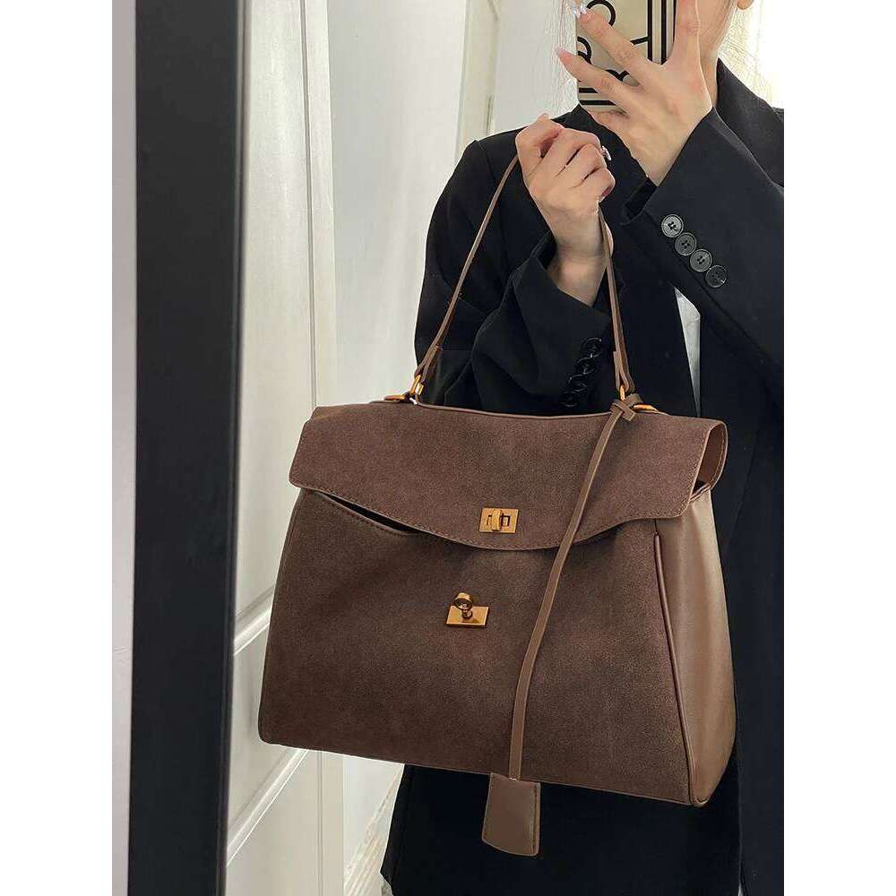 Tangzhuang Retro Matte Women's oulder Large Capaci Suede Tote Bag Commuting Spring Summer New Arrival Korean Sle