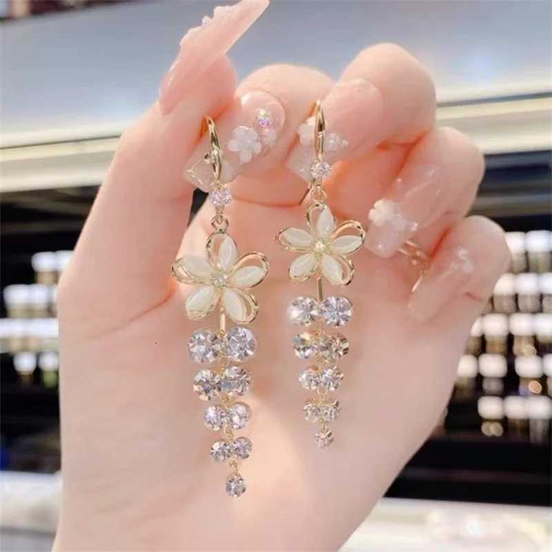 Luxury Crystal Flower Tassel Drop Earrings for Women Shiny Zircon Opal Long Dangle Earrings Girls Party Wedding Jewelry Gift XJ250722