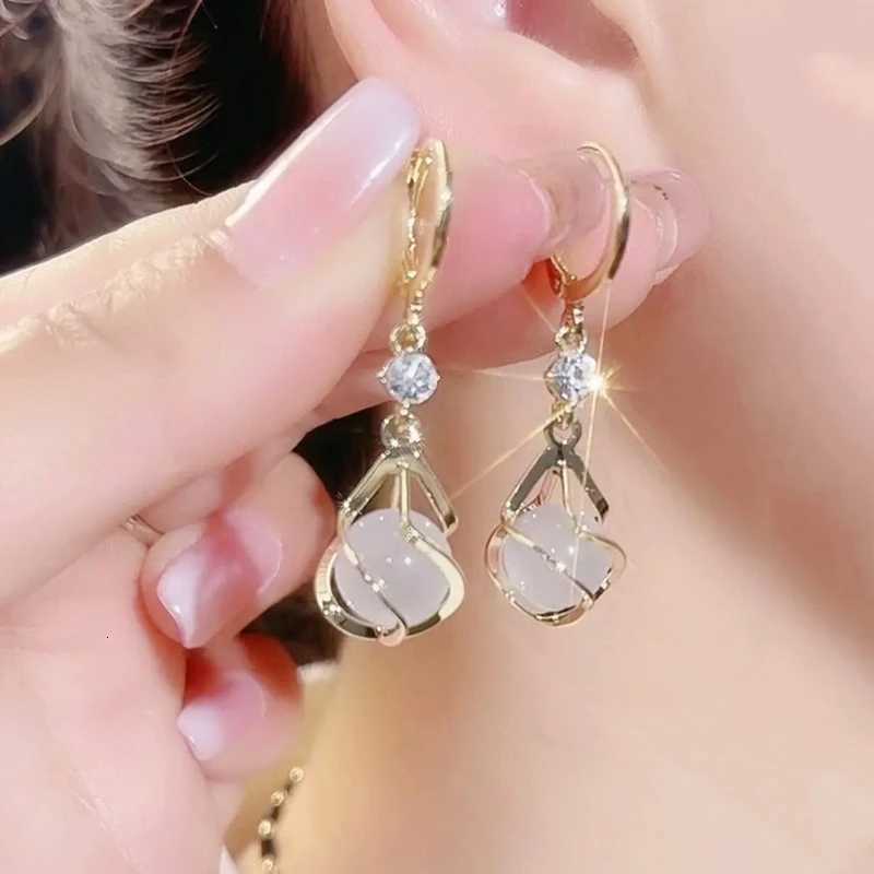 High Quality Crystal Zircon Round Opal Hollow Long Tassel Water Droplets Earrings New Womens Fashion Jewelry Romantic Girl Gift XJ250722