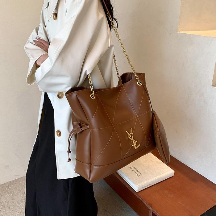 Designer Bag Shoulder Bag Luxury Bag Purse Tote Classic Logo Women's Tramp Bag High Quality Leather Large Capacity Crossbody Black Shopping Handb