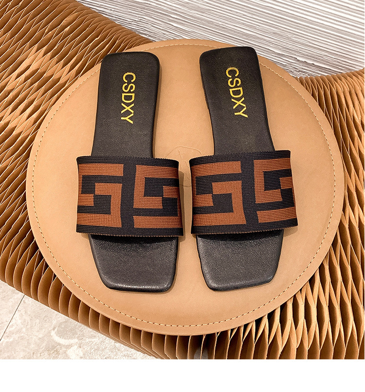 Luxury Brand Designer Shoes Flat Heel Sandals For Women, Outdoor Wear, 2024 Summer New Style, Non-Slip, Internet Celebrity Ins Style, One-Strap Sand