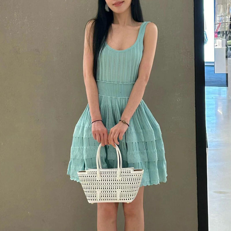 Ladies Solid Knit Vest Dress Designer Classic U-Neck A-Line Dresses Simple Wrap Waist Multi-Color Options Luxury Y2K Party Wear S0745