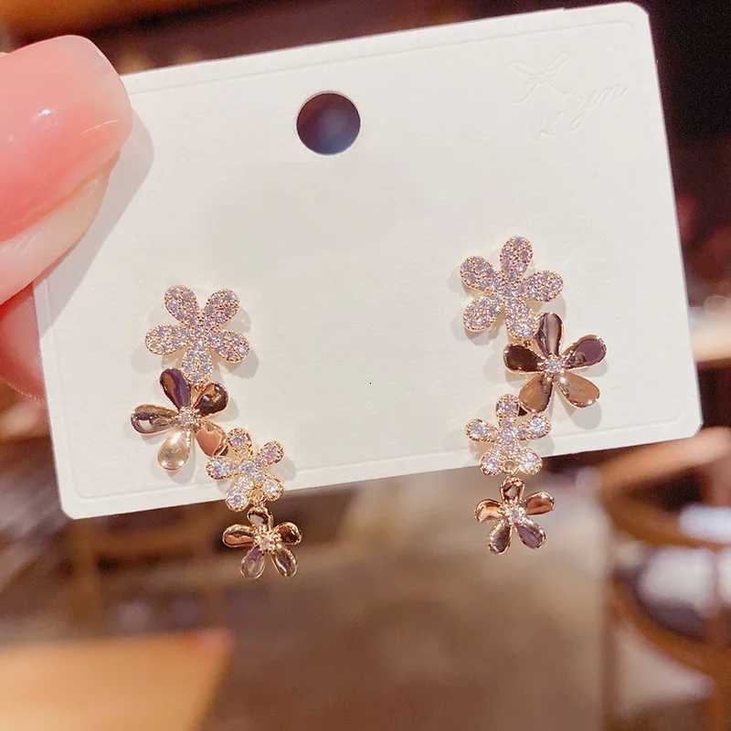 New Exquisite Zircon Flower Drop Earrings for Women Korean Elegant Luxury Long Tassel Earring Girls Party Temperament Jewelry XJ250722