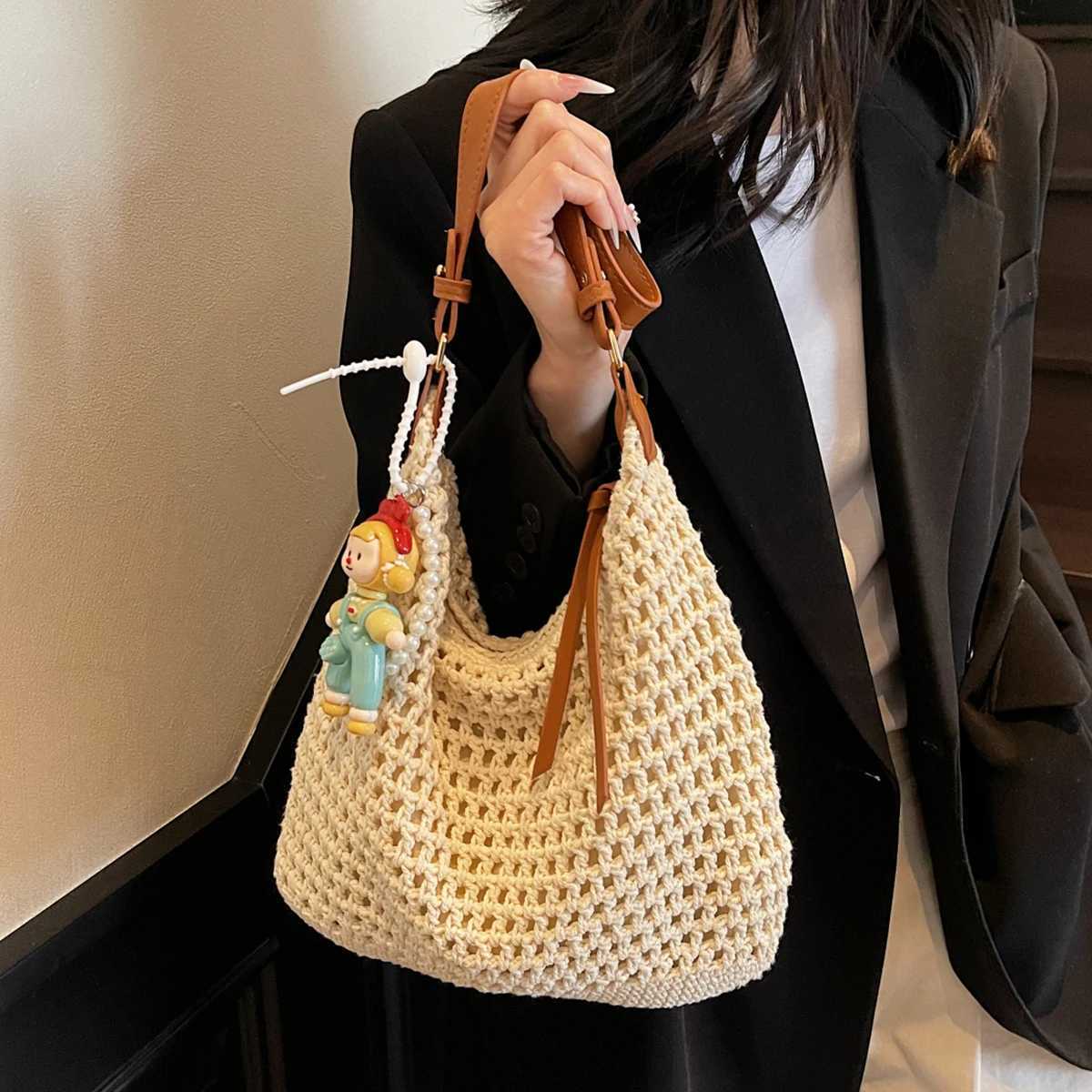 Travel Bag Hand-Woven Large-Capacity Str Bag Wens 2025 New Beach Shoulder Bag Summer Tote Bag Seaside Play Travel Work Clothing to Work to School Y250