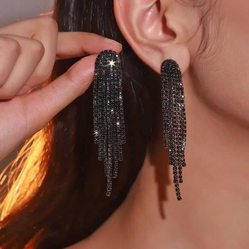 FYUAN Fashion Long Tassel Drop Earrings for Women Black Gold Silver Color Rhinestone Dangle Earring Wedding Party Jewelry XJ250722