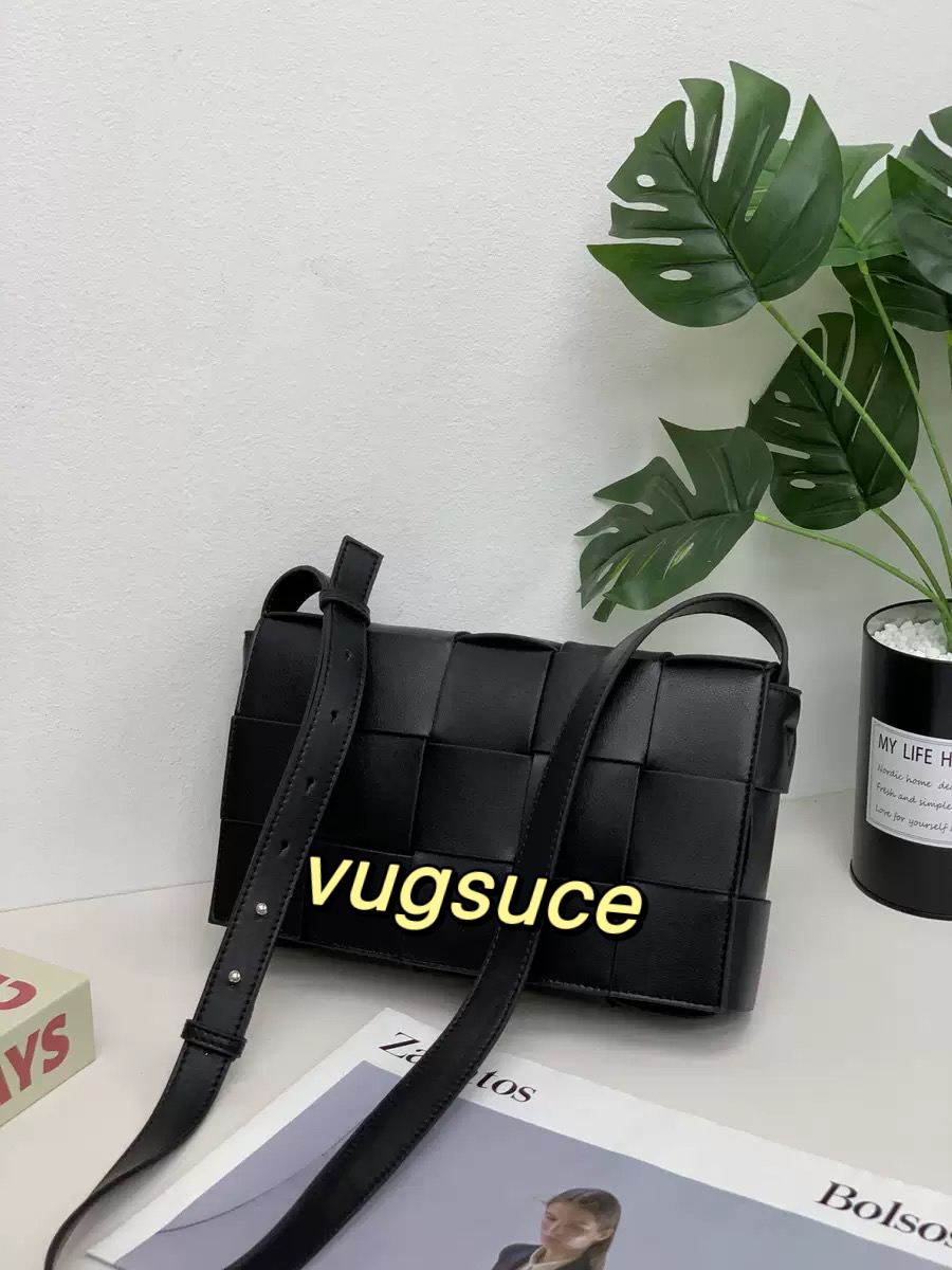 luxury handbags designer bag shoulder crossbody bag 2025 Crossbody Purse Ladies Fashion Bag High Quality Leather bag Pure leather bag messenger bag