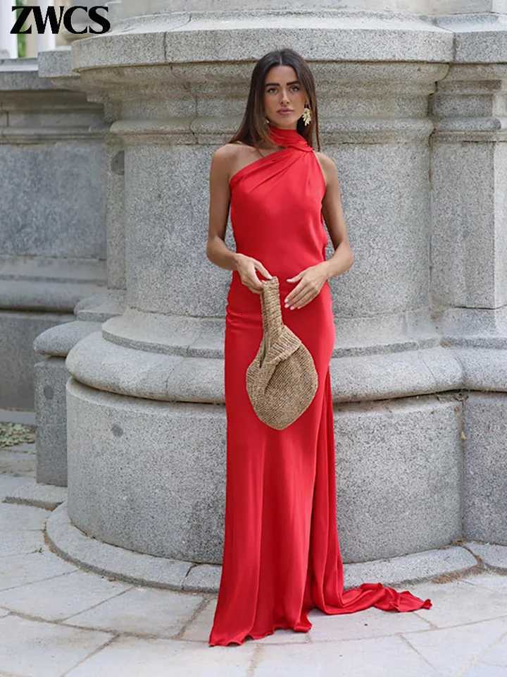 2025 Summer New Lady Evening Gowns Satin Ribbons Halter Party Dress Womens Sexy Backless Off Shoulder Sleeveless Robes XJ250722