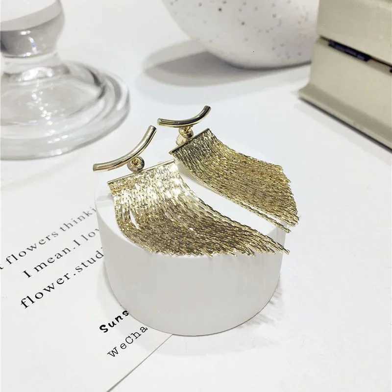 Fashion Statement Earring Long Statement Gold Color Bling Tassel Earrings For Women Female Wedding Daily Pendant Jewelry Gifts XJ250722