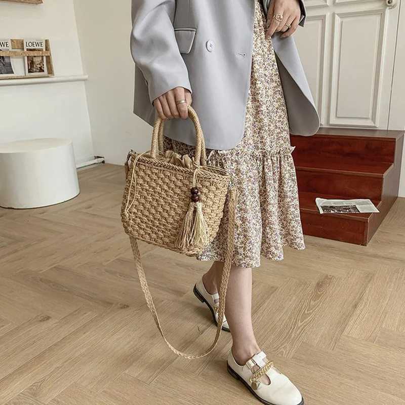 100% Handbags Str Rattan Woven Crossbody Bag Summer Boho Beach Tassel Design Basket Bag Fi Shoder Messenger Bag Y250722