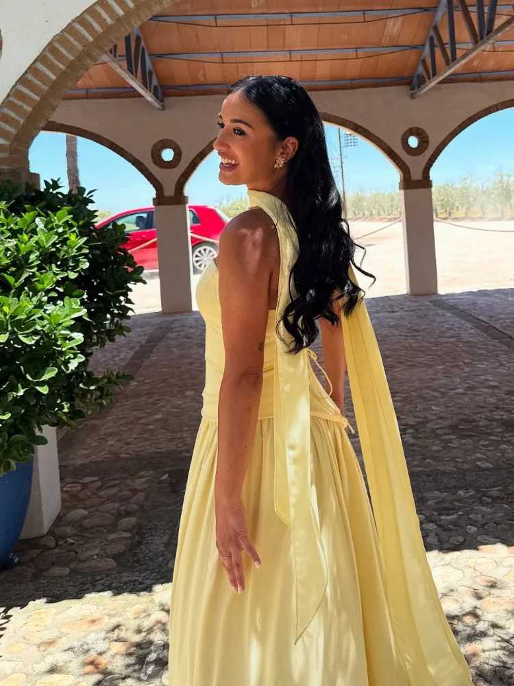 2025 Summer Party Dress Women Off-shoulder Strapless Yellow Long Dresses Pleat Scarf Neck Holiday Evening Lady Dresses XJ250722