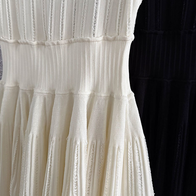 Ladies Solid Knit Vest Dress Designer Classic U-Neck A-Line Dresses Simple Wrap Waist Multi-Color Options Luxury Y2K Party Wear S0745