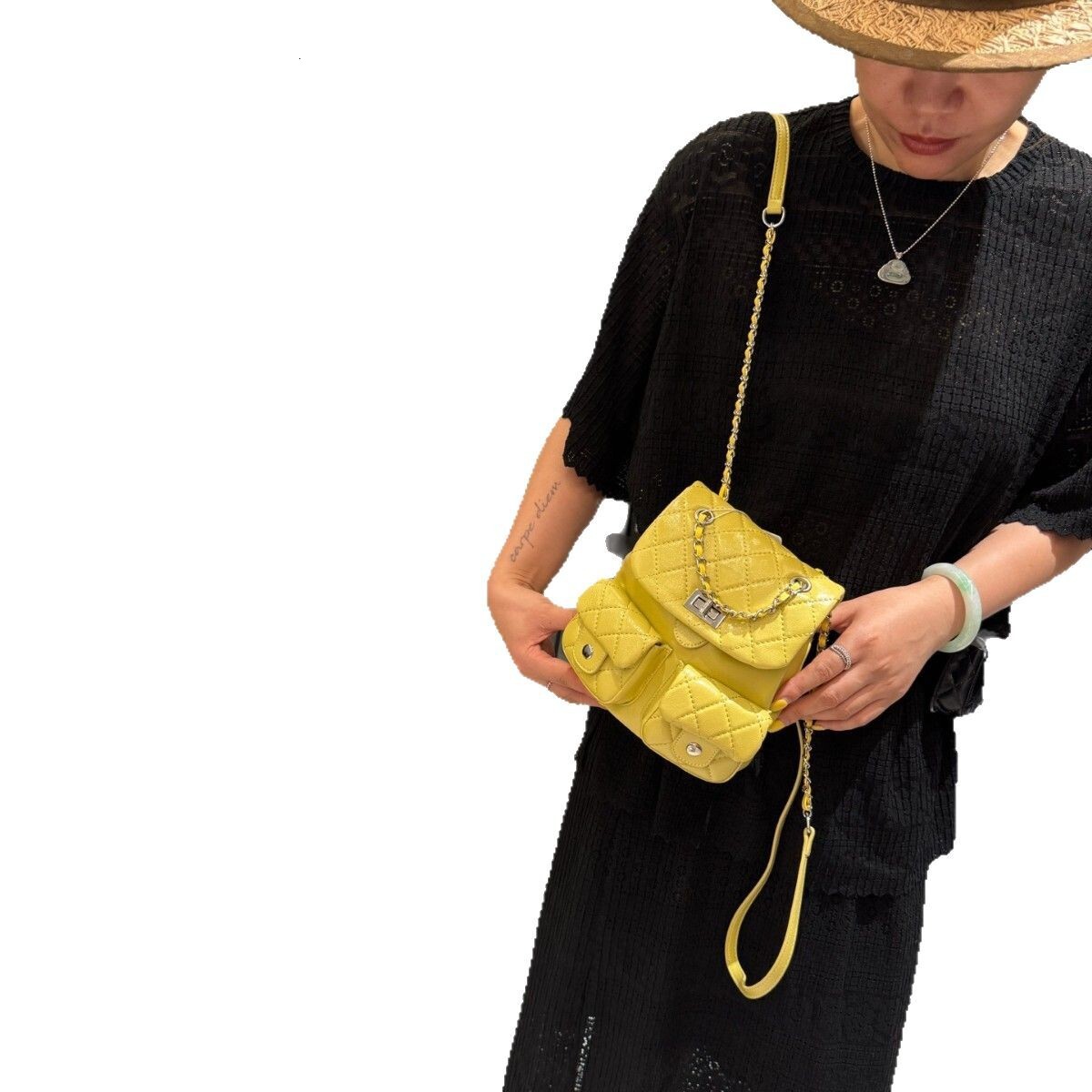 Free shipping designer bag 2025 Wind Lingge Chain Lock Buckle Backpack For Women Summer New Fashion Exquisite Frog Backpack