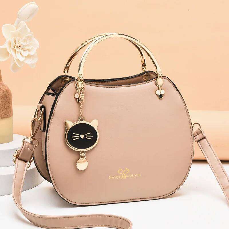 Designer Bags 2022 NEW Cute Kitten Ladies Shoulder Korean Girl Shell Small Bag Women's Messenger Bags Female Handbag Sac A Main Femme Luxury Bag