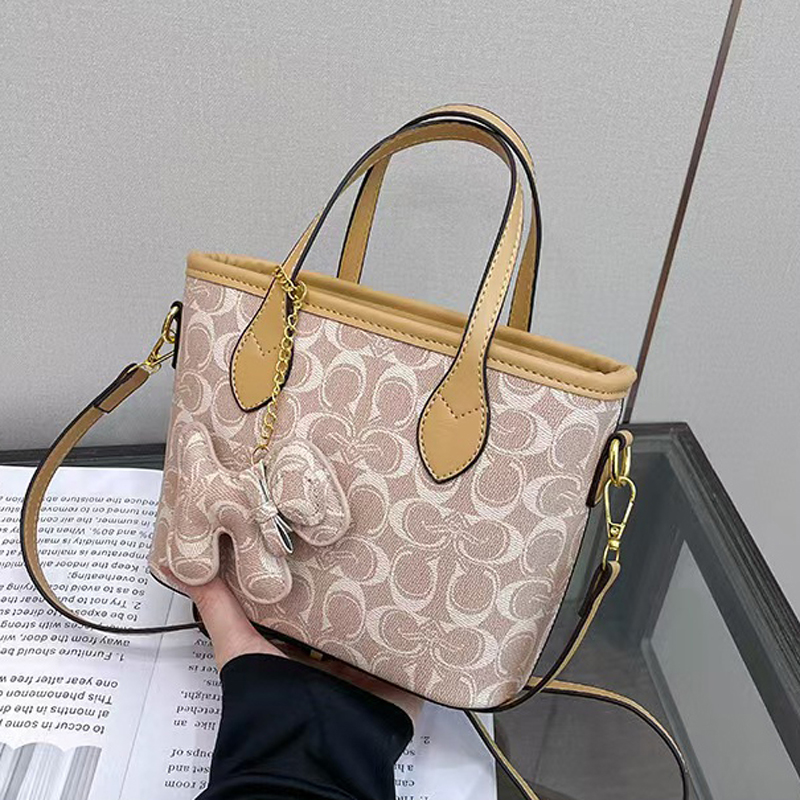 Designer bag new fashion luxury bag crossbody bag handbag women's casual handbag fashion chain crossbody bag women's mini large capacity AA
