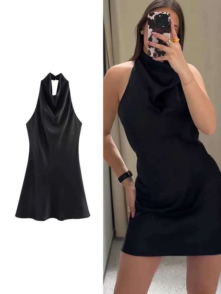 5MLN Women Backless Halter Dress Summer Sexy Party Dress Halter Neck New Slim Black Sleeveless Short Dress Ele Streetwear XJ250722