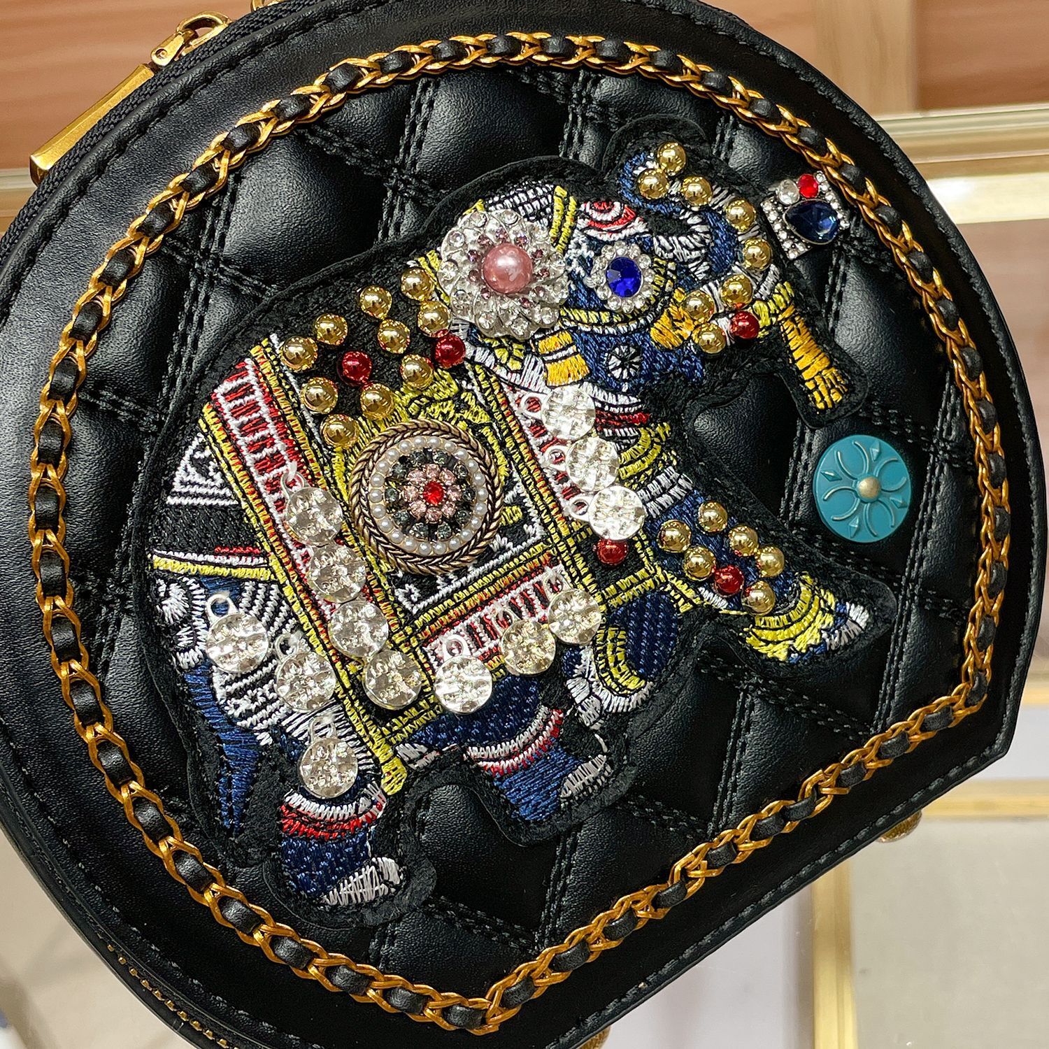 Free shipping designer bag 2025 Round Cake Bag For Women New Versatile Bag Embroidered Quilted Bag Fashion Handbag Shoulder Bag Crossbody Small Bag