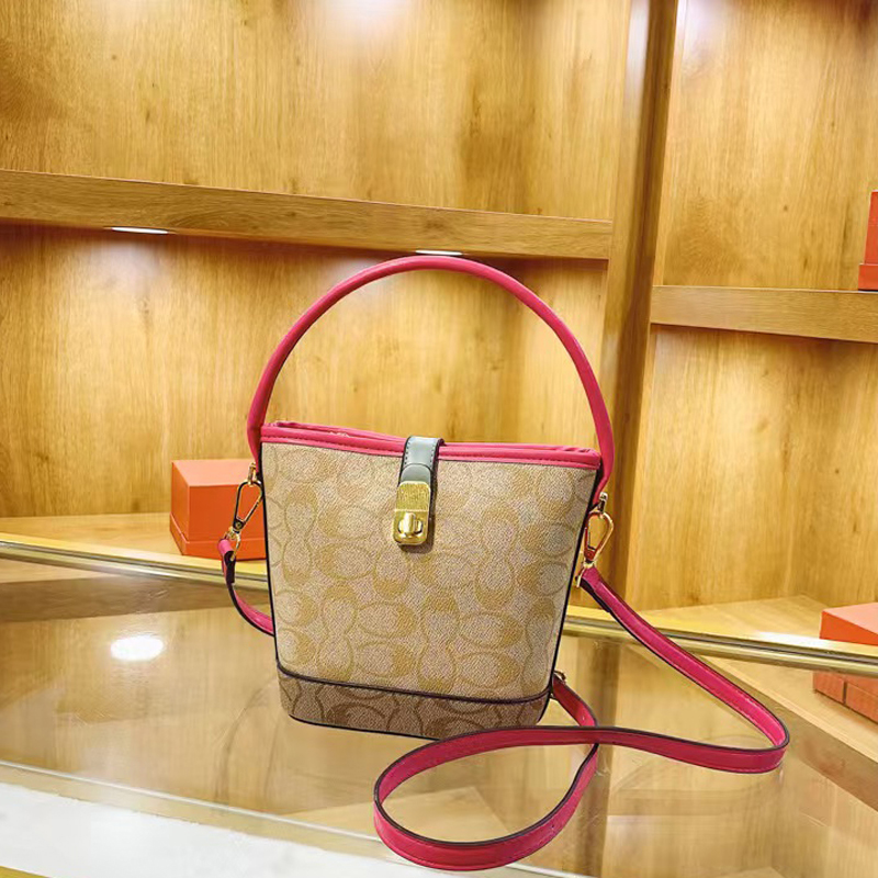 Mirror Quality tote bag Bucket bag designer handbag women totes Handmade Bucket bag classic cowhide purse Lock bag qqq