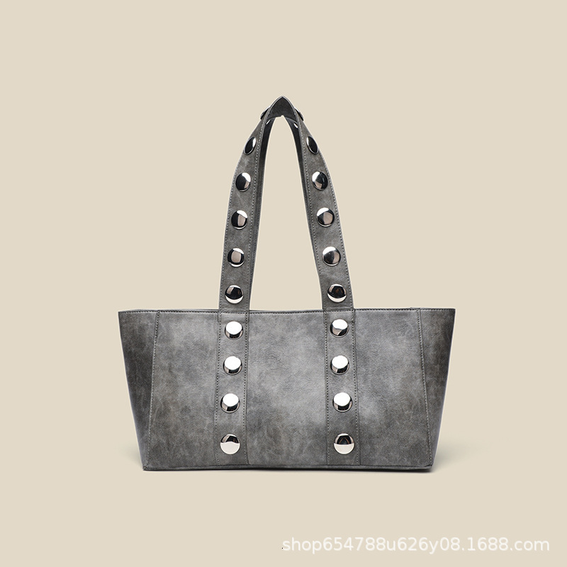 2025 Summer new women's crossbody bag niche rivet armpit bag new oil wax leather handbag elegant commuting women's shoulder bag women's
