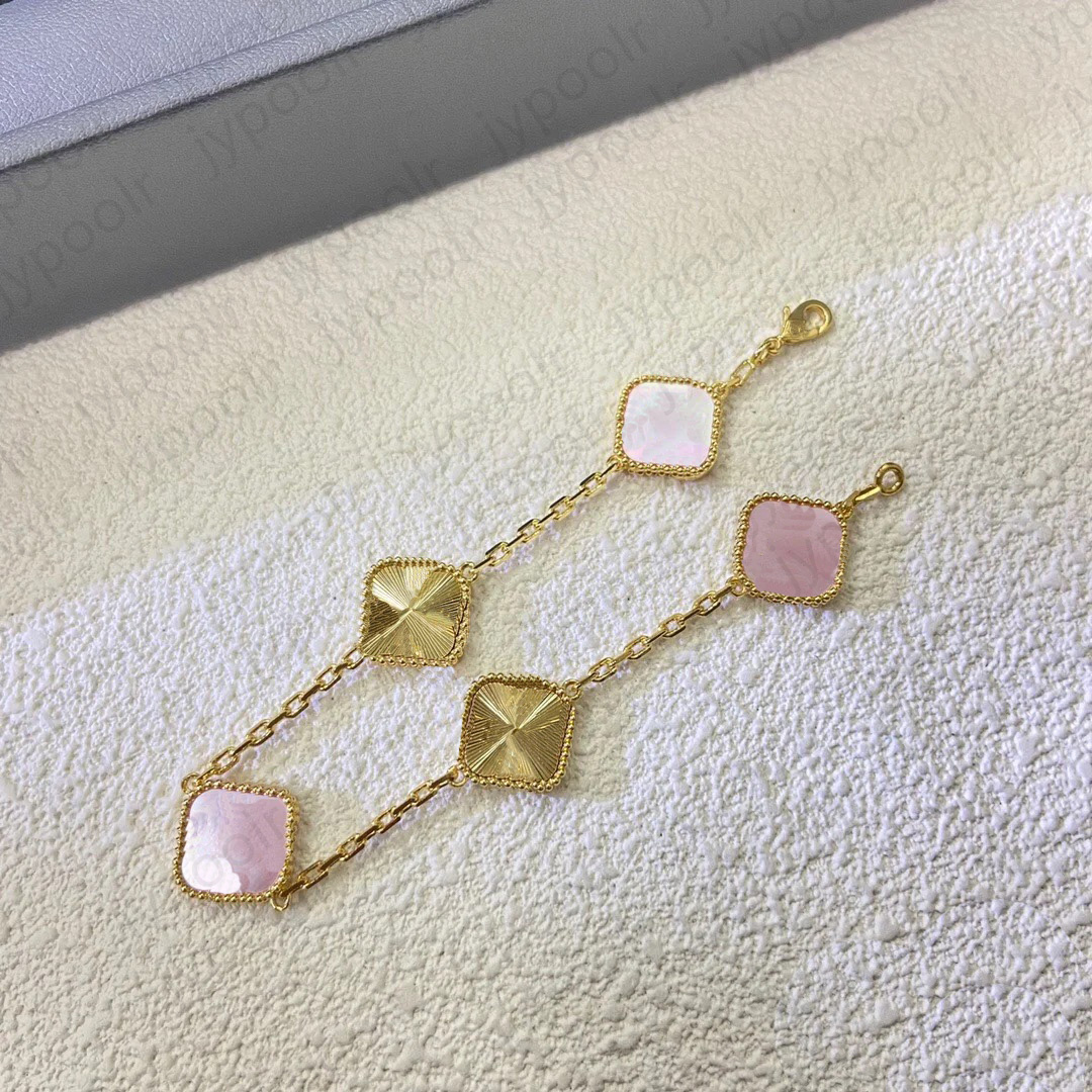 designer bracelet Clover bracelet bracelets jewlery designer for women Stainless Steel custom made bracelet luxe Fashion Classic four-leaf bracelet