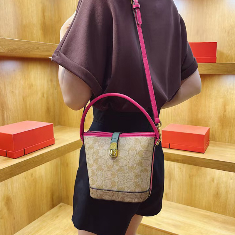 Mirror Quality tote bag Bucket bag designer handbag women totes Handmade Bucket bag classic cowhide purse Lock bag qqq