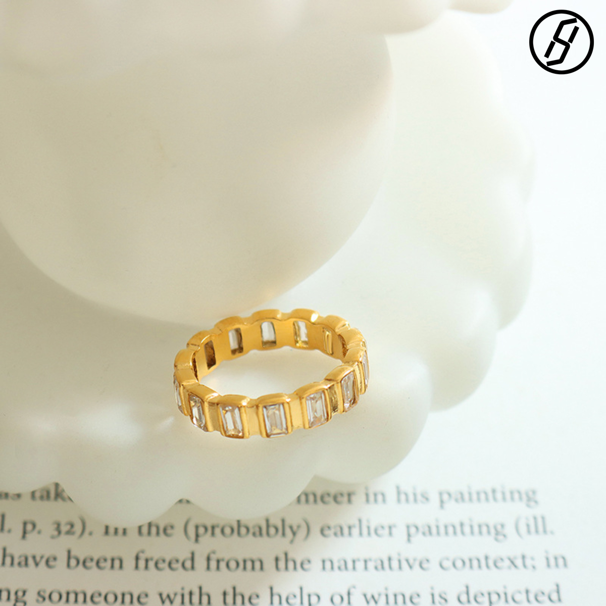 TikTok hot sale personality full diamond zircon ring titanium steel gold-plated index finger ring niche color-fast jewelry women designer ring