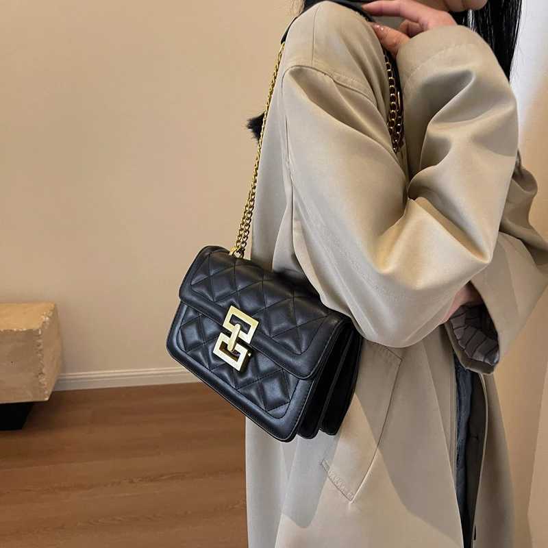 2024 New High-end Design Luxury Bag Mens Handbag Purse Shoulder Bag Square Messenger Bag PU Crossbody Bag Light Luxury Y250722