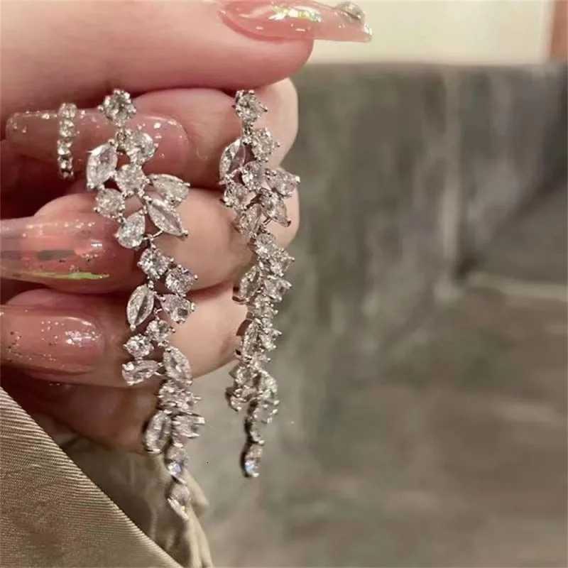 2023 New Silver Male Zircon Tassel Long Earrings For Women Shiny Crystal Wedding Statement Drop Earring Party Jewelry Gift XJ250722