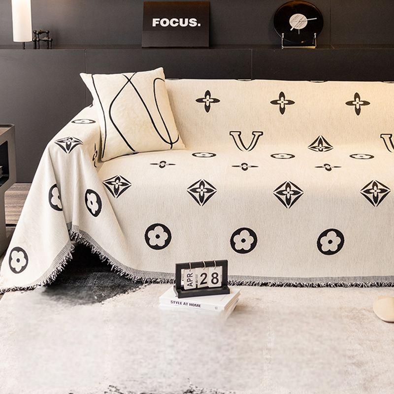 VIKAMA Four Seasons Universal Non-Slip Sofa Towel Geometric Jacquard Living Room Sofa Bedroom Sofa Towel Ins Wind Home Match