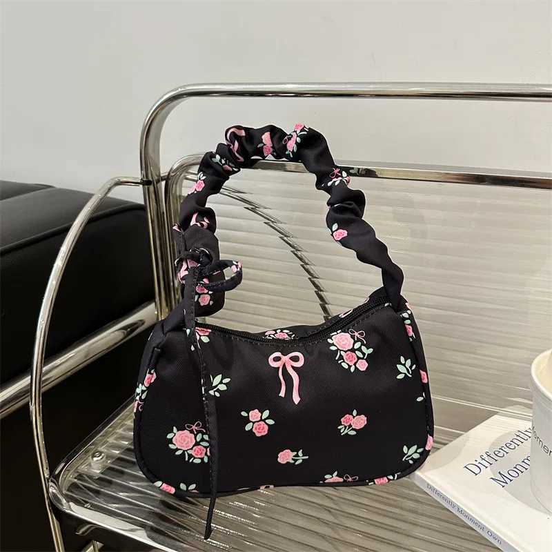 2025 Summer Womens Bag Canvas Pleated Handlebags Armpit Bag Korean Floral Bow Printed Zipper Tote Bag Small Female Shoulder Bag XJ250704