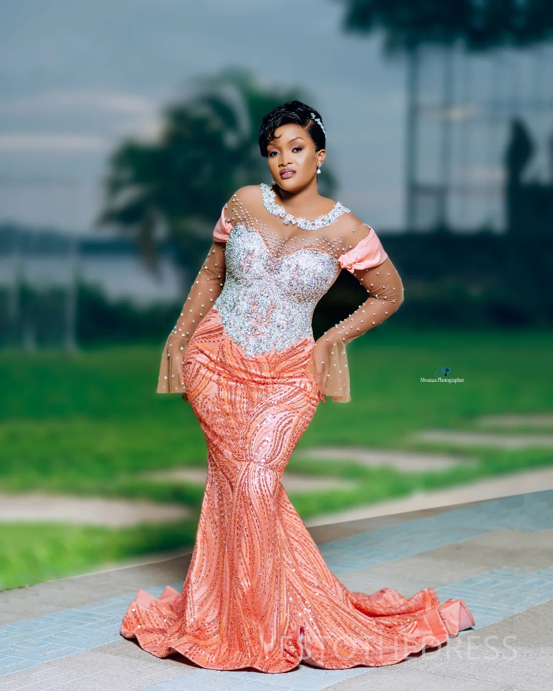 2025 Plus Size Coral Prom Dress For Black Women Mermaid Evening Dresses Robe De Soiree Sheer Neck Long Sleeves Beaded Lace Birthday Dress Second Recep