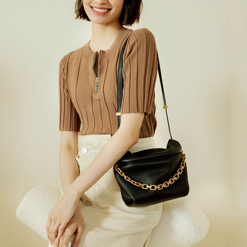 Summer new women's crossbody bag summer new pleated cloud bag fashionable dumpling bag women's new lychee patterned chain women's shoul