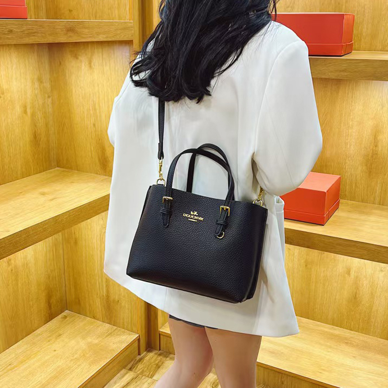 Tote Bag Designer Bag Fashio Luxury Bag Shoulder Bag Purse Crossbody Ladies Fashion Handbag Wallet High Quality Leather Large Capacity Shopping Bag AA