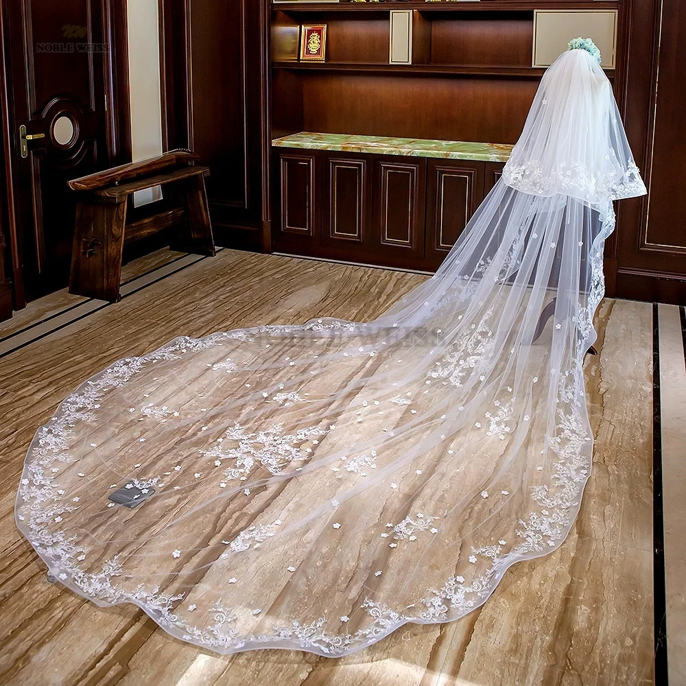Customized Long Wedding Veils With Comb Two Layers Appliques Bride Veil Lace Edge Tulle Wedding Accessories