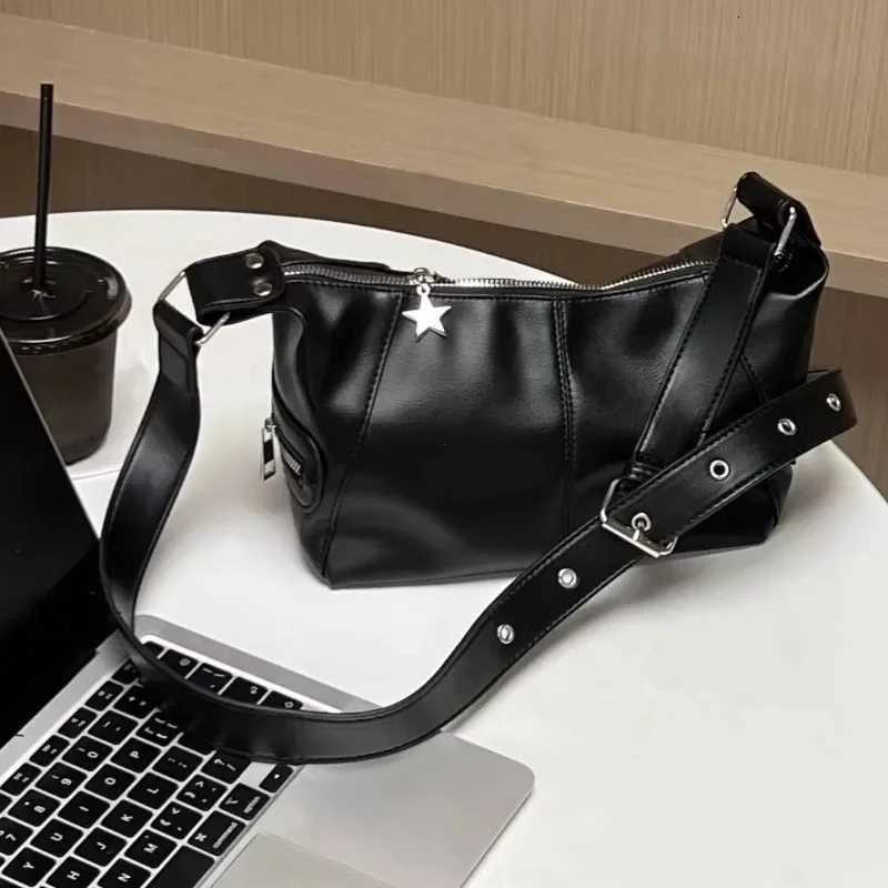 2K Korean Gothic Star Girl Black Handbag Harajuku Aesthetic Vintage Shoulder Crossbody Bag Trendy Women Messenger Tote Bags XJ250704