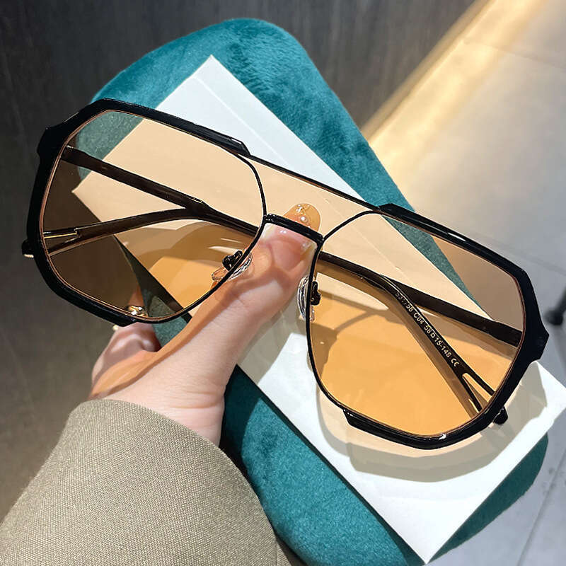 DHsunglasses One-piece TikTok Internet Celebrity Style High-end Cool Big Frame Sunglasses Make Face Look Smaller